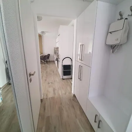 Apartment Sunshine Beige Apartman